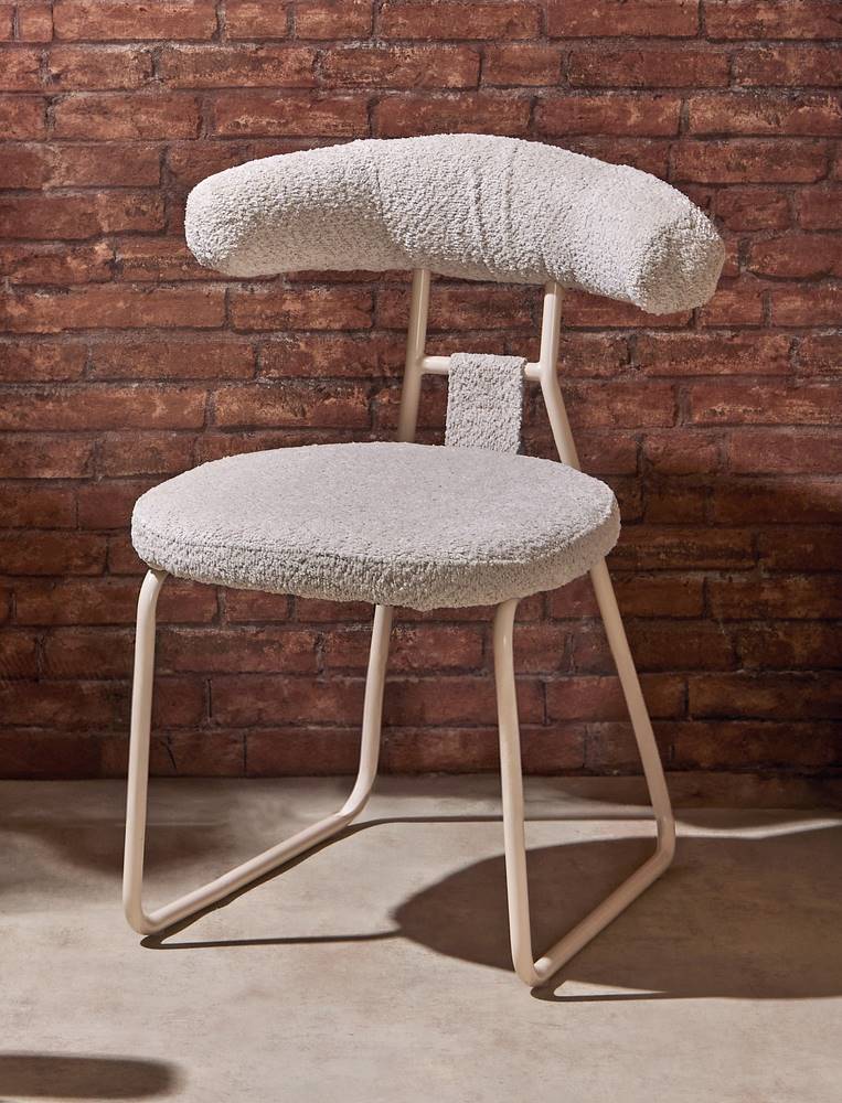 Silla tapizada crema beige moderna rizo suave